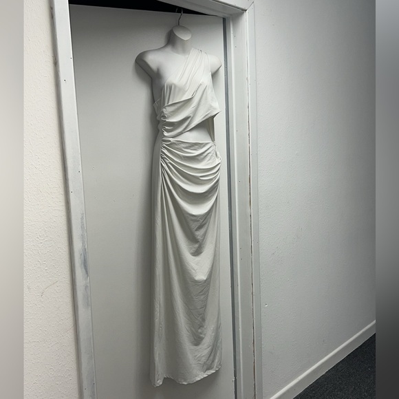 Sold other NWT Off white SHEIN asymmetrical 1 evening long open waist dress - Picture 2 of 4